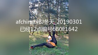 【新片速遞】&nbsp;&nbsp;大学生妹子就是粉嫩嫩诱人，青春活力坐在床上欲望躁动抱住爱抚，大长腿苗条肉体啪啪撞击哦哦娇吟【水印】[1.99G/MP4/35:02]