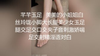 先舔到快高潮，再插，后入，最后主动女上骑乘