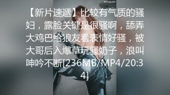 【抖音】【广场舞】轻舞玉女_梅儿-----知名熟女转战抖音[二] (1)