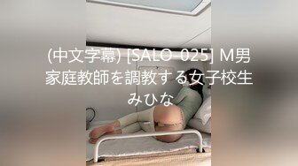 [MP4]外表清纯女神真会玩！包臀短裙高跟鞋！口塞跳蛋双洞齐插，按住头猛吃屌，骑乘位拉手后入