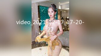 【2024极品厕拍】新流出各种黑丝 白丝高跟 呕吐 美女如云6 [某房原版] (1)