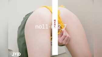 【新片速遞 】 2023-5-4【7哥探花】新人胖哥操骚熟女，扒掉裤子吃屌，骑乘位上下猛砸，张开双腿一顿输出，搞舒服了[363MB/MP4/00:29:19]