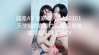 [MP4/ 660M] 胖虎东南亚约妹新人红唇大长腿面罩美女，穿着高跟鞋张开双腿按摩器震动